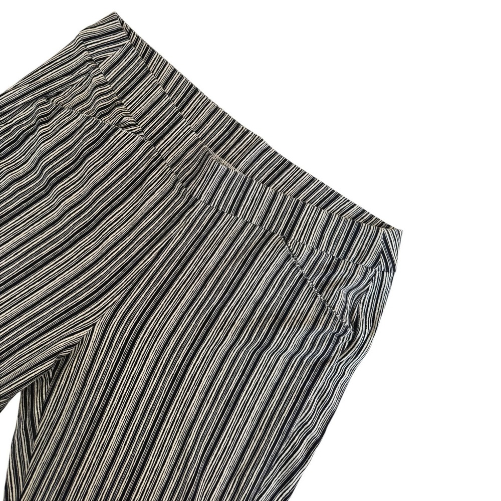 Chicos Travelers Striped Pull On Pants Black White Size 2.5R US 14R Straight Leg